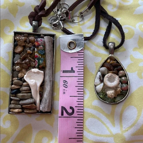 Natural Stone, Shell, Bead and Fossil Pendant Necklace Set NWOT Hand Crafted - Picture 6 of 6